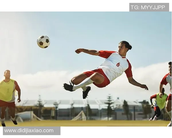 足球明星精彩表演踢球视频集锦展现绝技与激情的完美结合